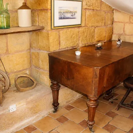 Séjour chez l'habitant Cozy Family With Pool & Vineyard Views In Marsaxlokk