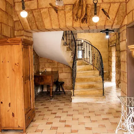 Cozy Family With Pool & Vineyard Views In * Marsaxlokk